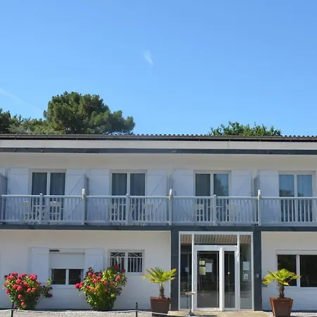 Land'azur Hotel