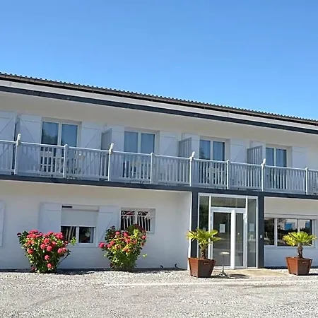 Land'azur Hotell