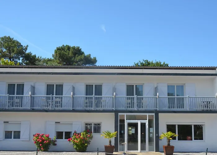 Hotel Land'Azur Hotel